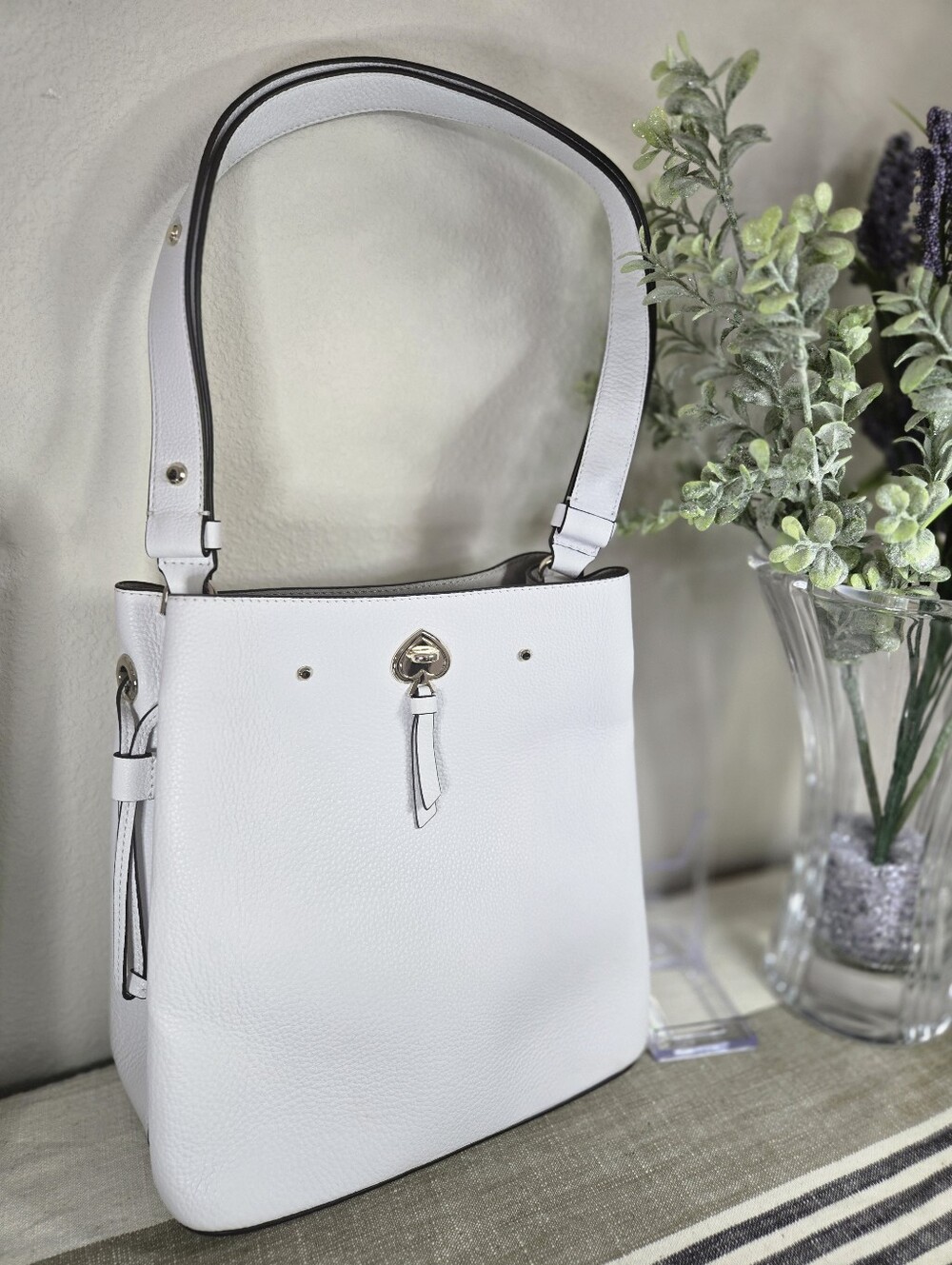 Kate Spade New York Marti Large Bucket Bag - Picture 4 of 16
